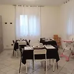 G&g Giusy E Gabry Bed & Breakfast Santhià
