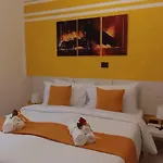 Bed & Breakfast G&g Giusy E Gabry Santhià